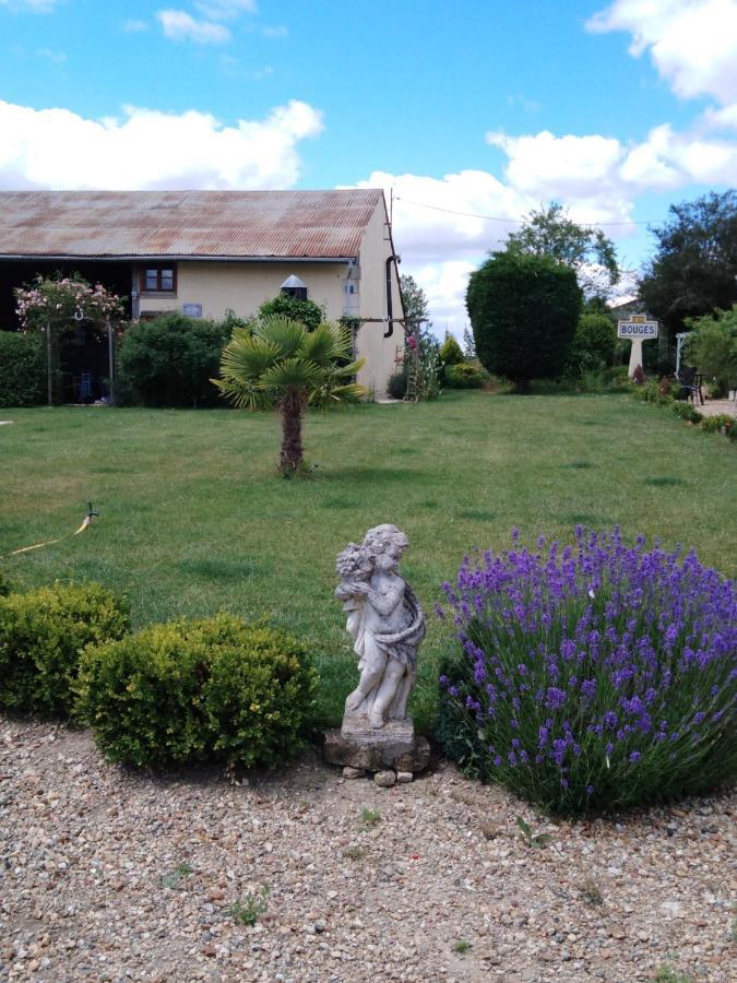 A L Epoque Bed and Breakfast Bouges  Buitenkant foto