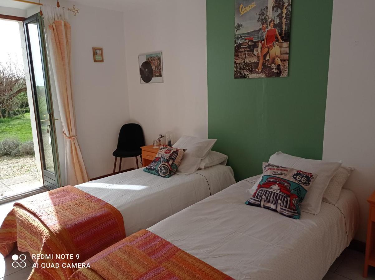 A L Epoque Bed and Breakfast Bouges  Buitenkant foto